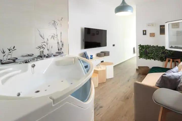 Apartamento Suit Centro Historico De Малага Екстериор снимка